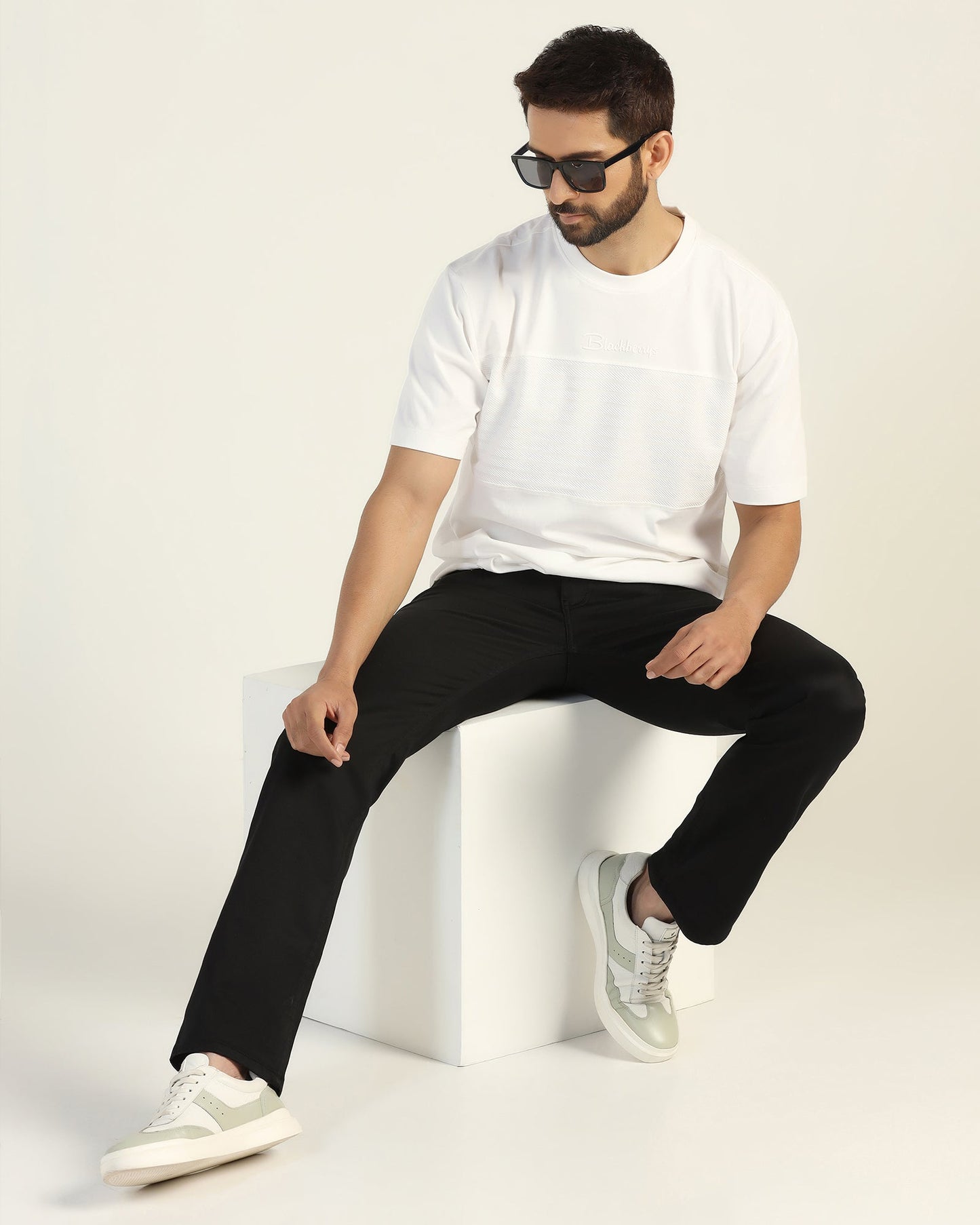 Crew Neck Off White Solid T-Shirt - Stroke