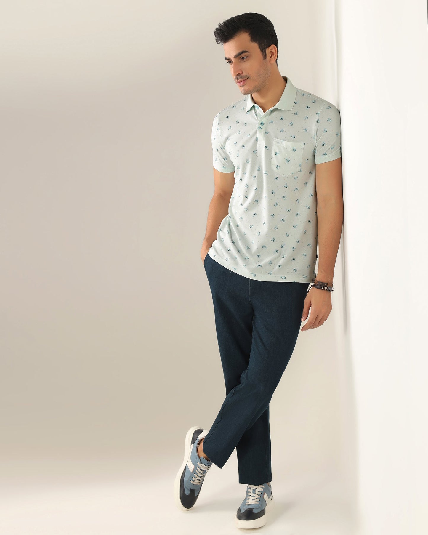 Super Clean Pleated Comfort Fit Indigo Jeans - Jaron