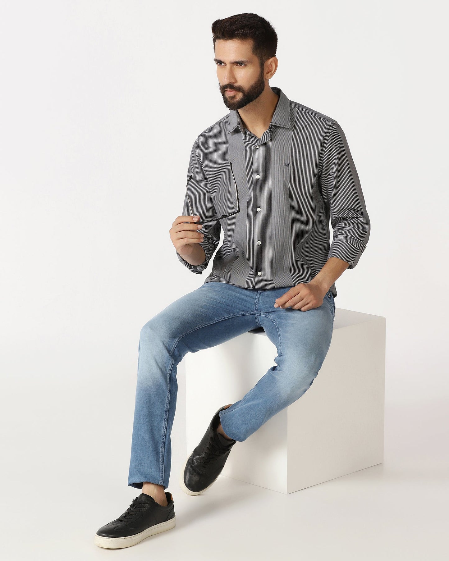 Indigo Super Clean Slim Fit Jeans - Milo