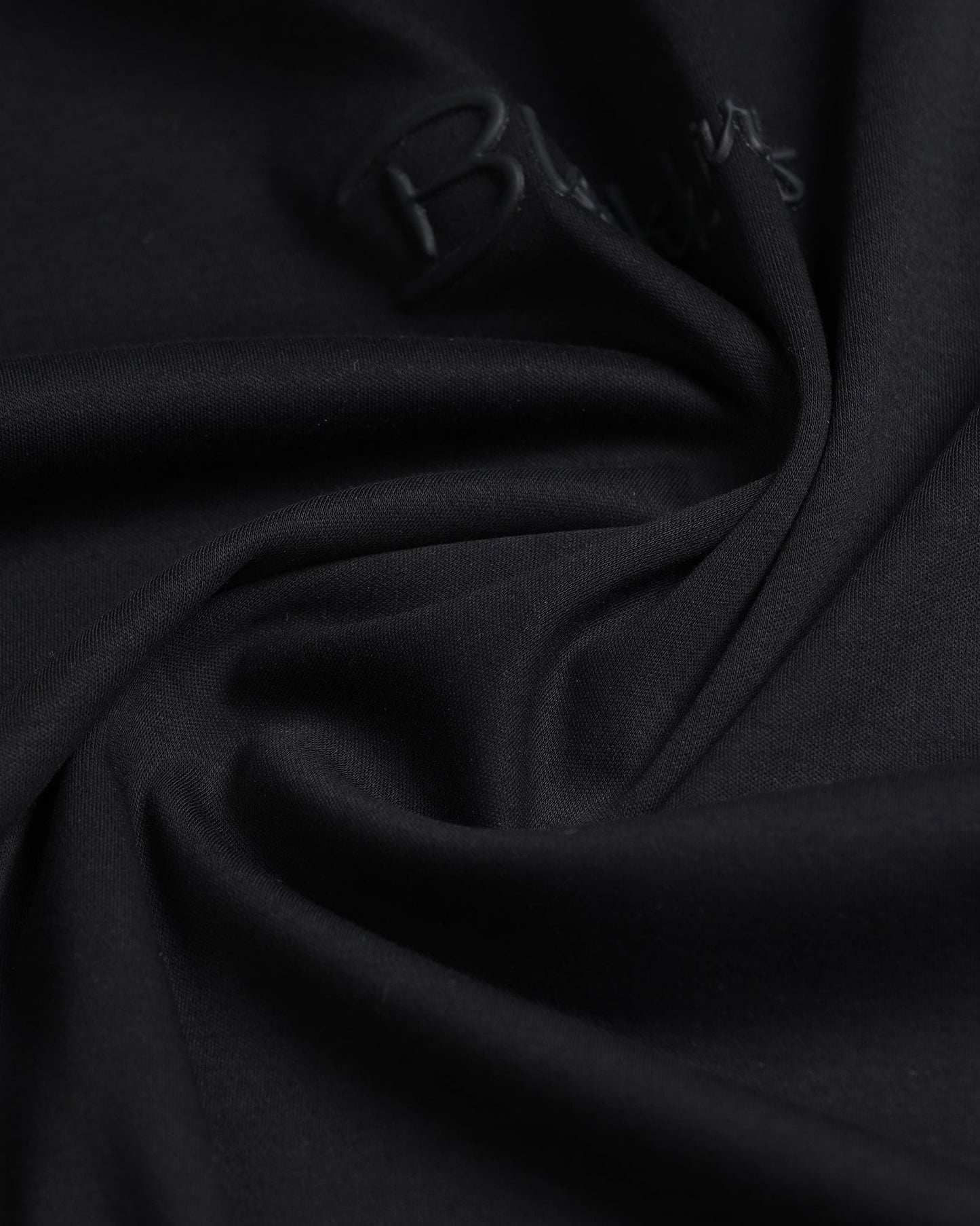 Black Crew Neck Solid T-Shirt - Toss