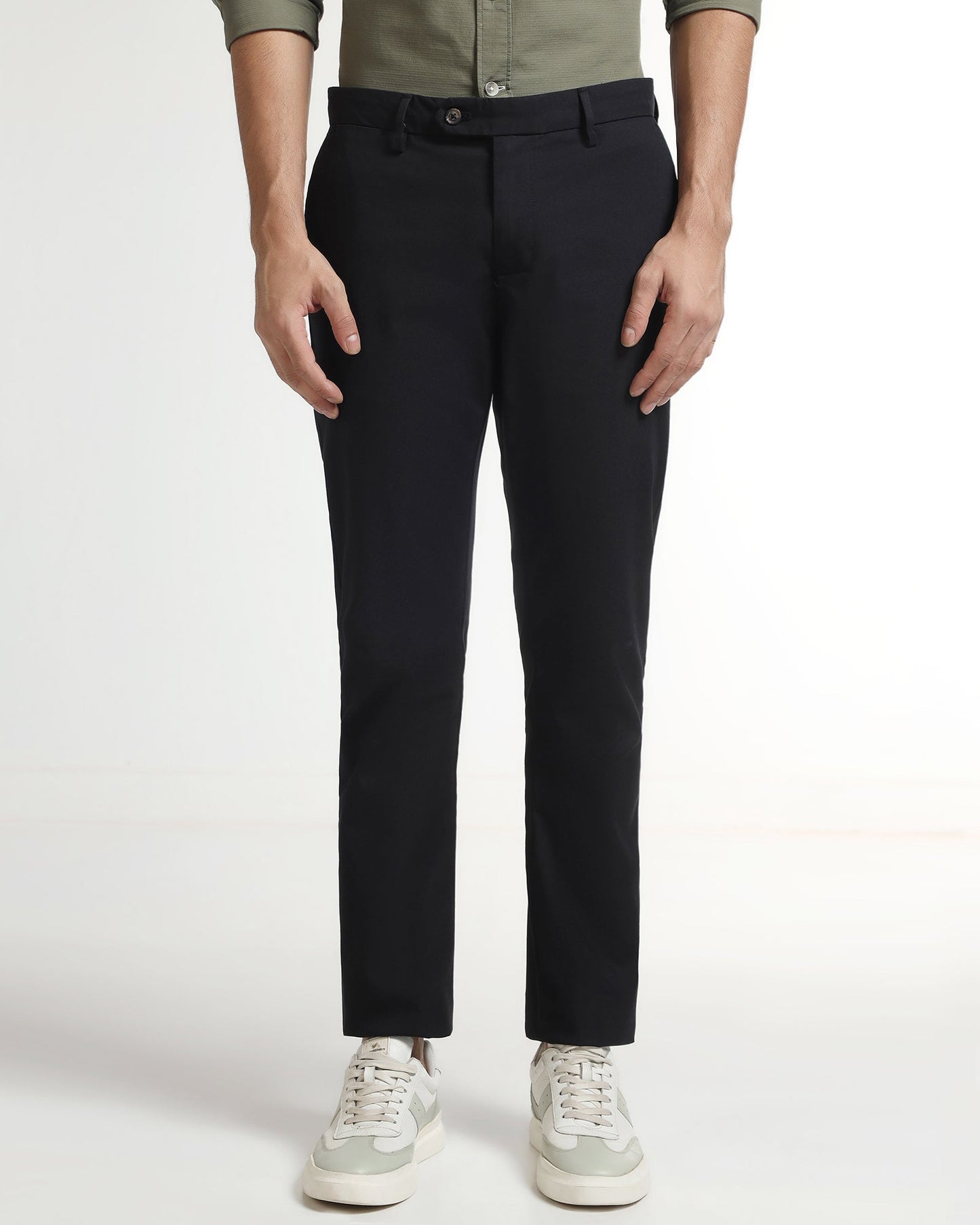 Black Non Iron Solid Khakis - Tigiris