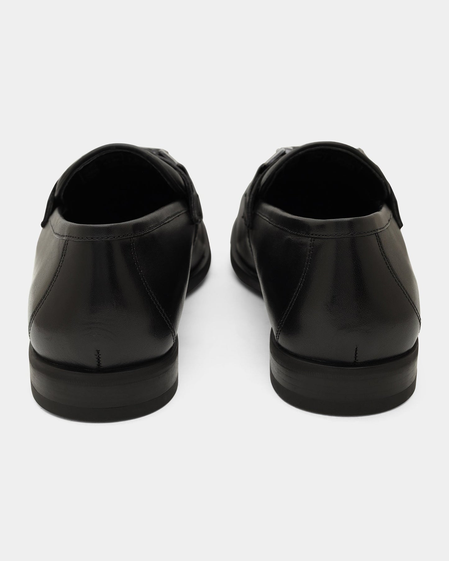 Black Solid Loafers Shoes - Winaa