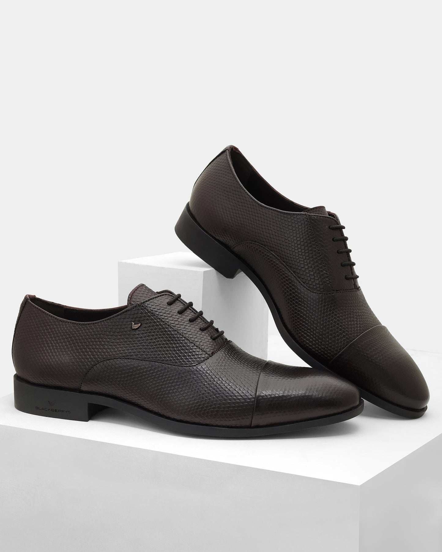 Burgundy Solid Oxford Shoes - Wibee