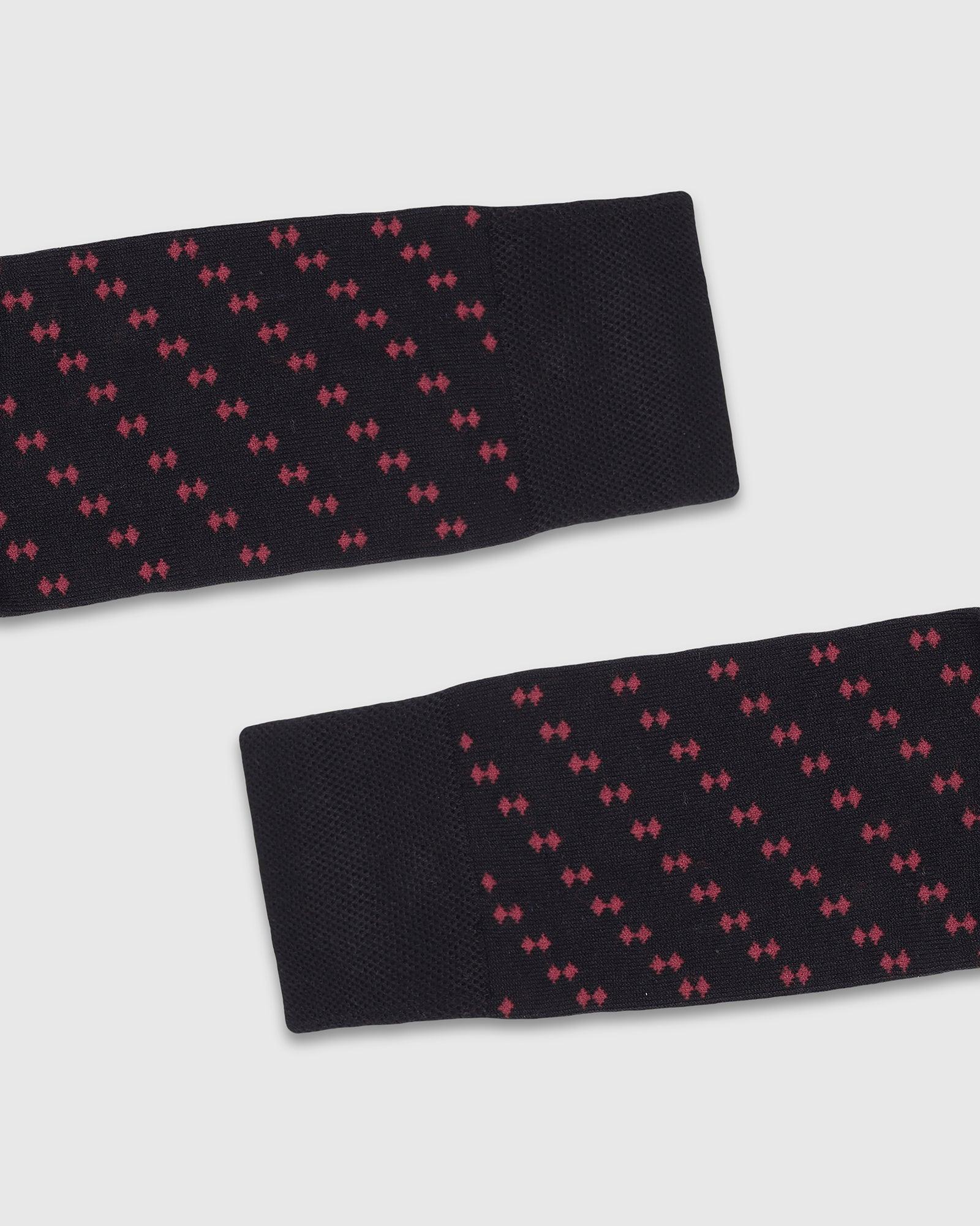 Cotton Black Knitted Socks - Toyo