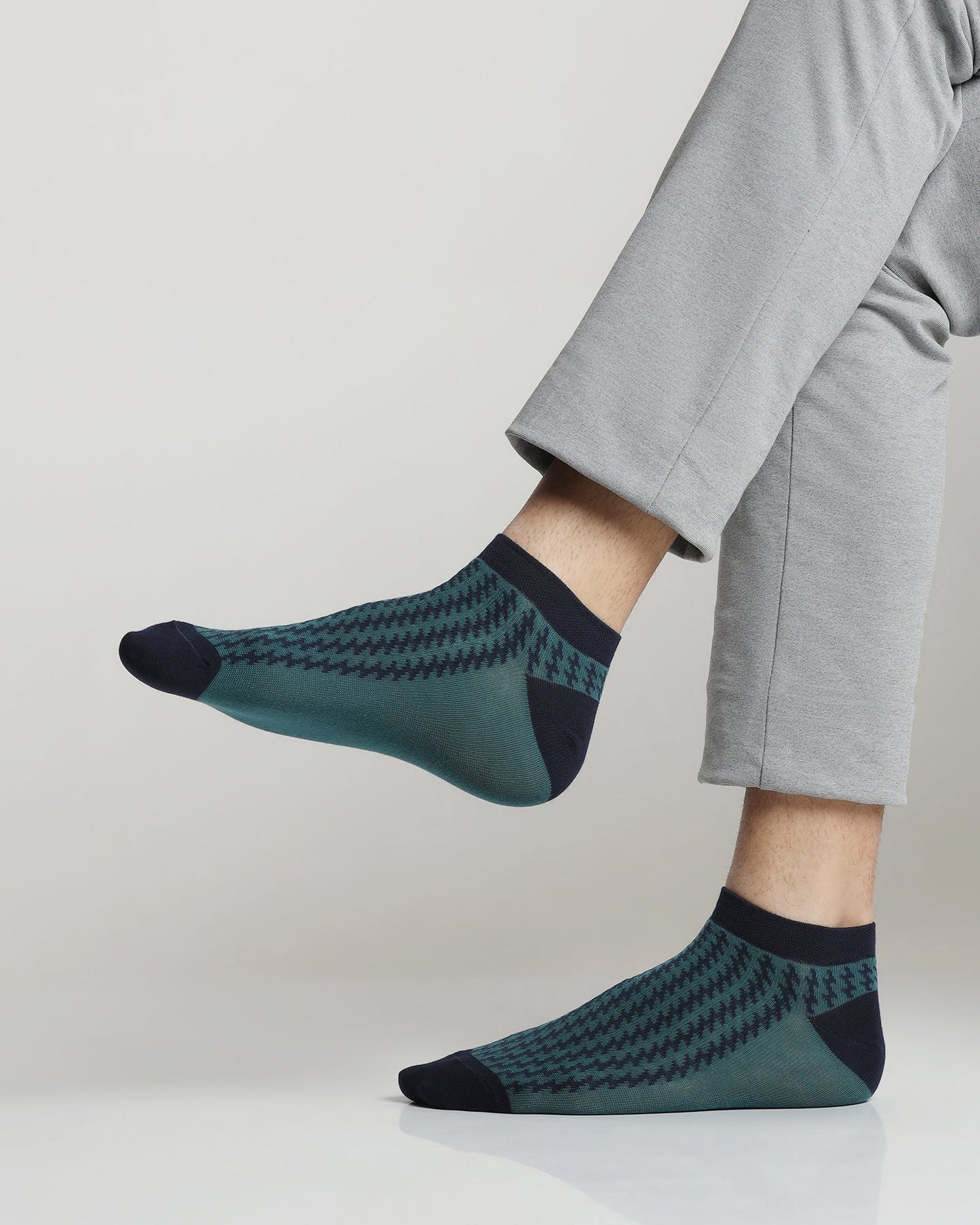 Cotton Multi Color Knitted Socks - Araca