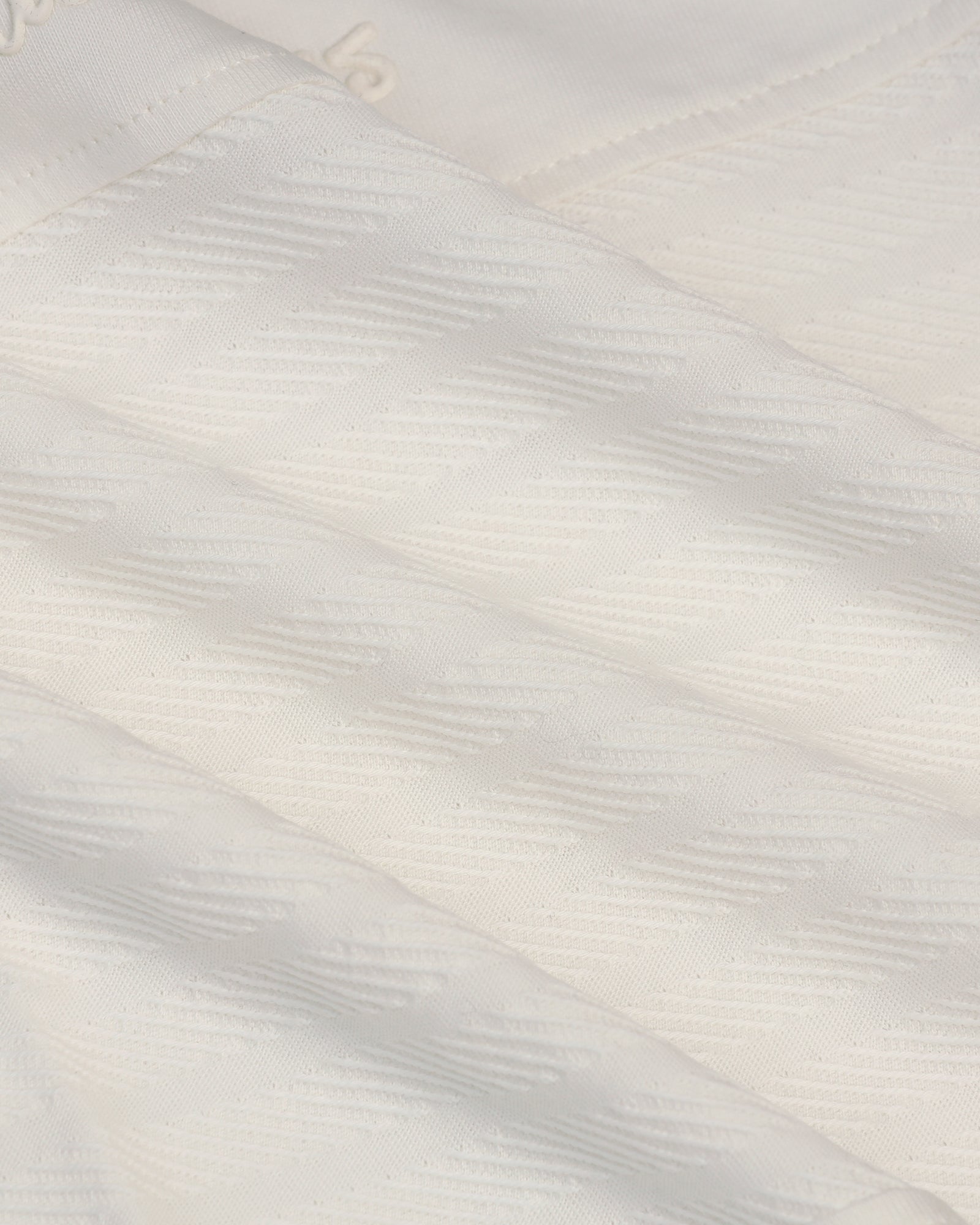Crew Neck Off White Solid T-Shirt - Stroke