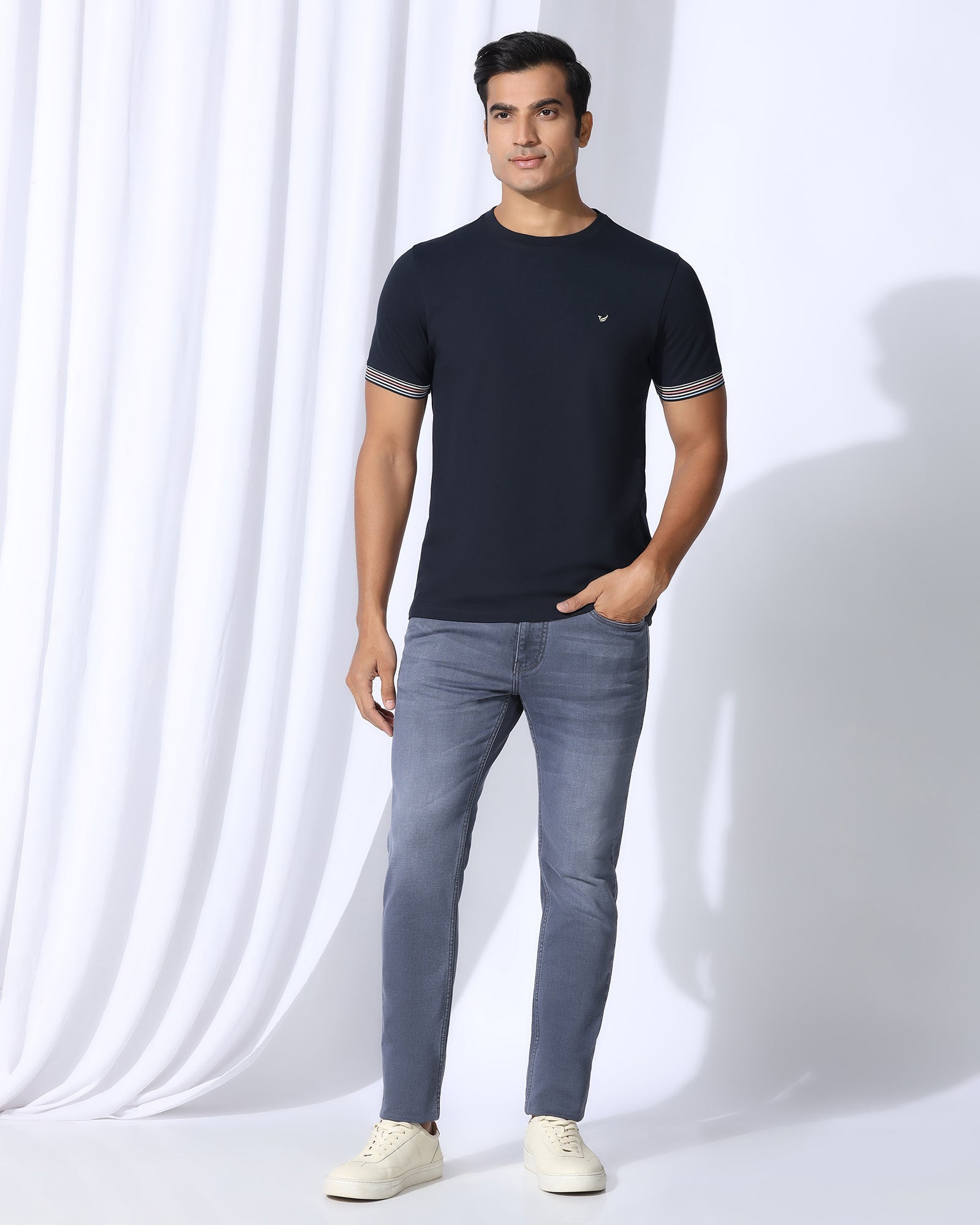 Crew Neck Navy Solid T-Shirt - Spectrum
