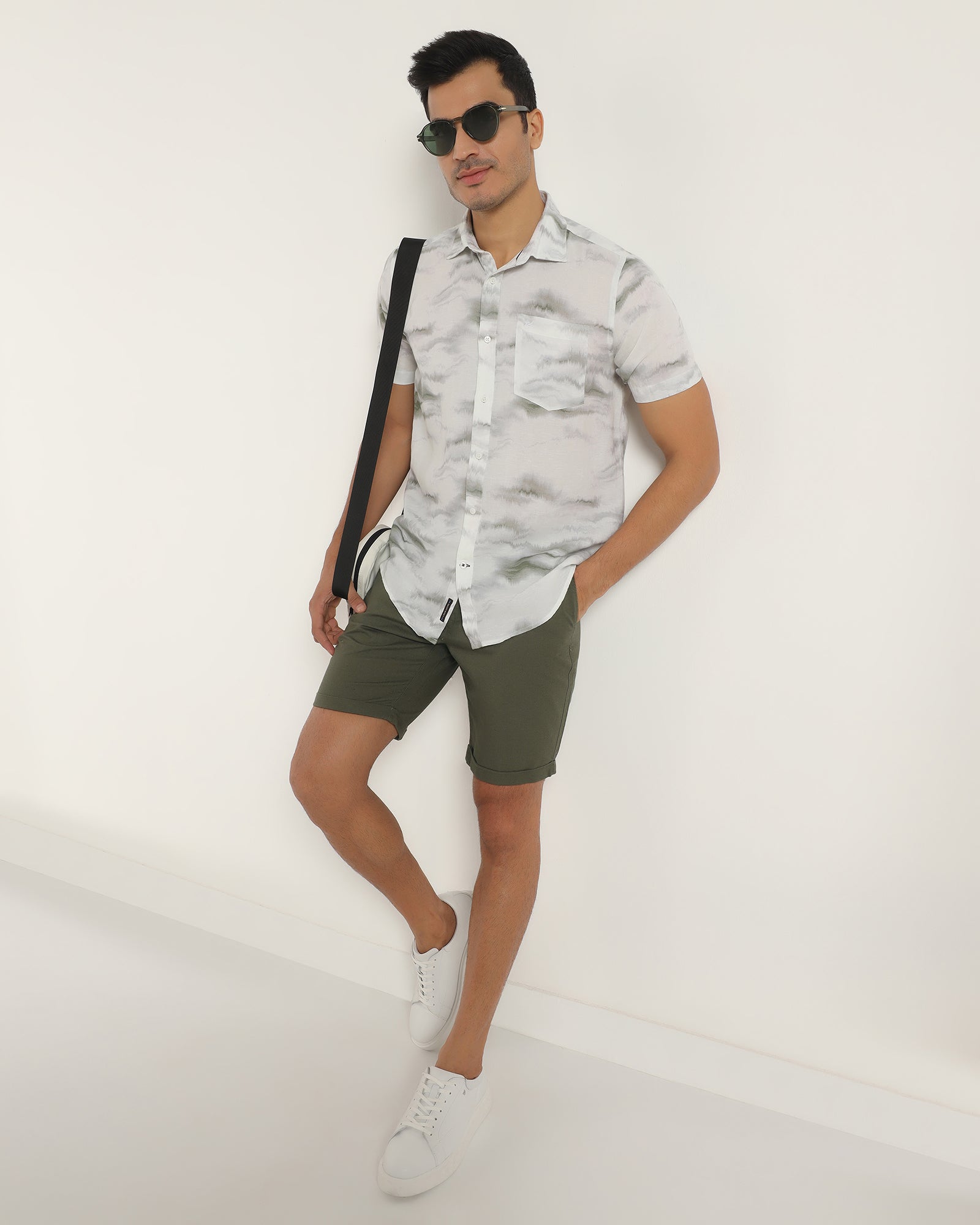 Linen Casual Olive Solid Shorts - Kat