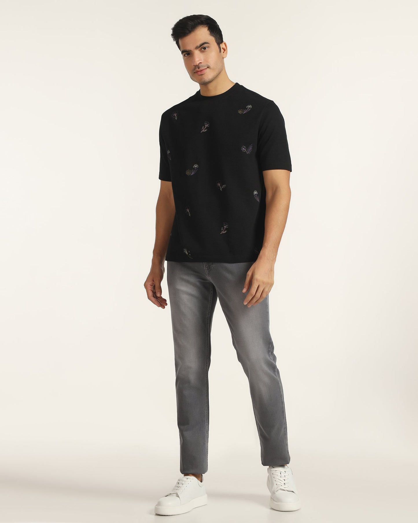 Crew Neck Black Printed T-Shirt - Scribble