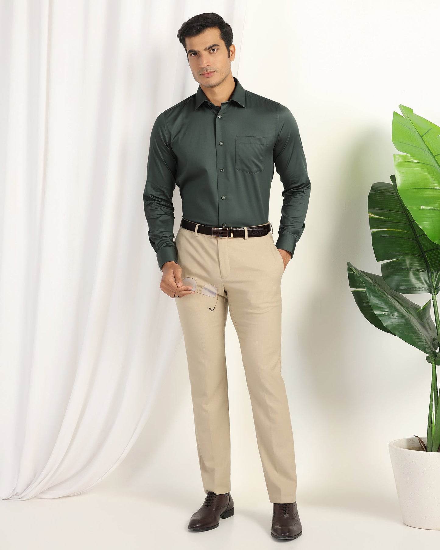 Non Iron Formal Green Solid Shirt - Georgia