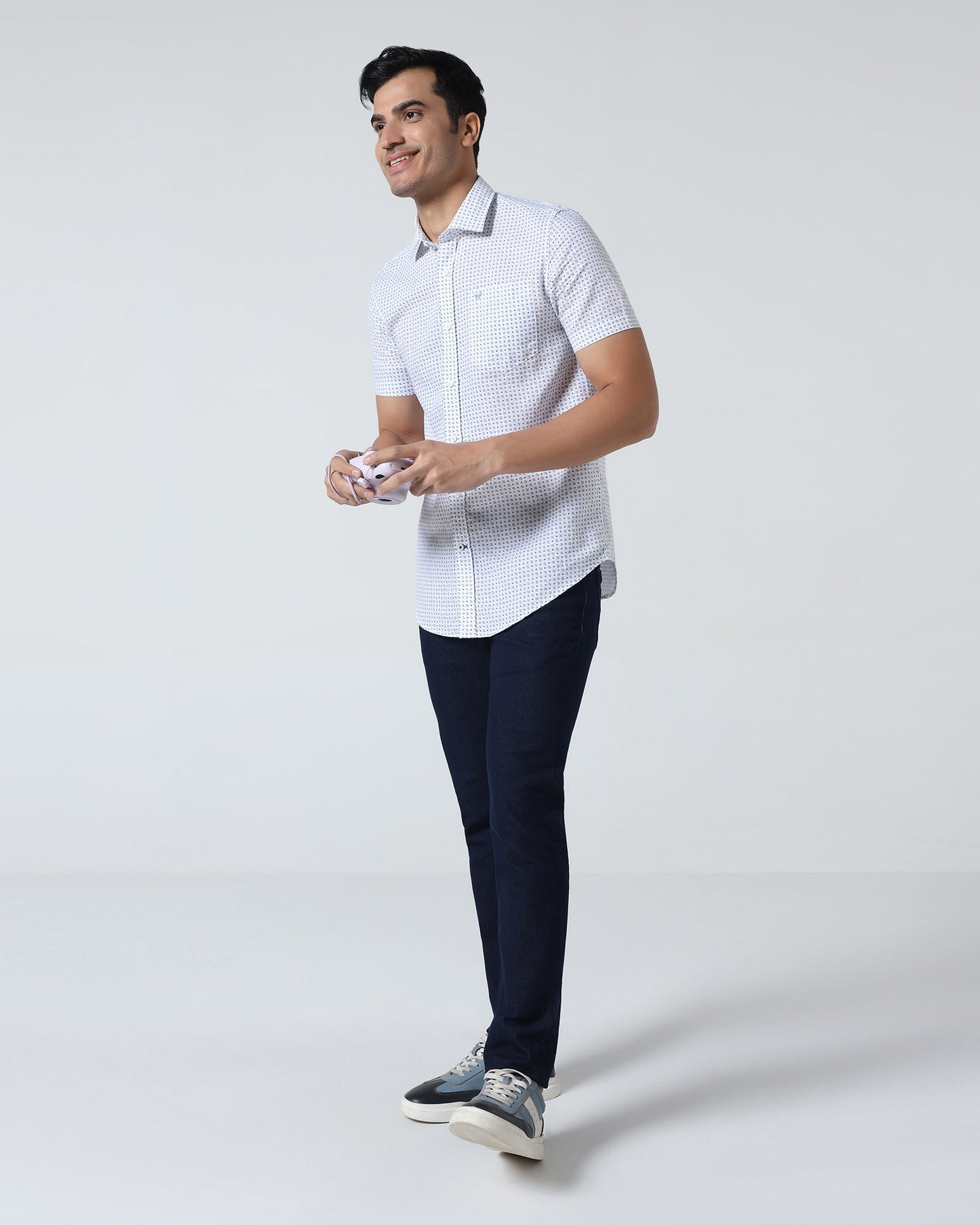 Indigo Super Clean Slim Fit Jeans - Roger
