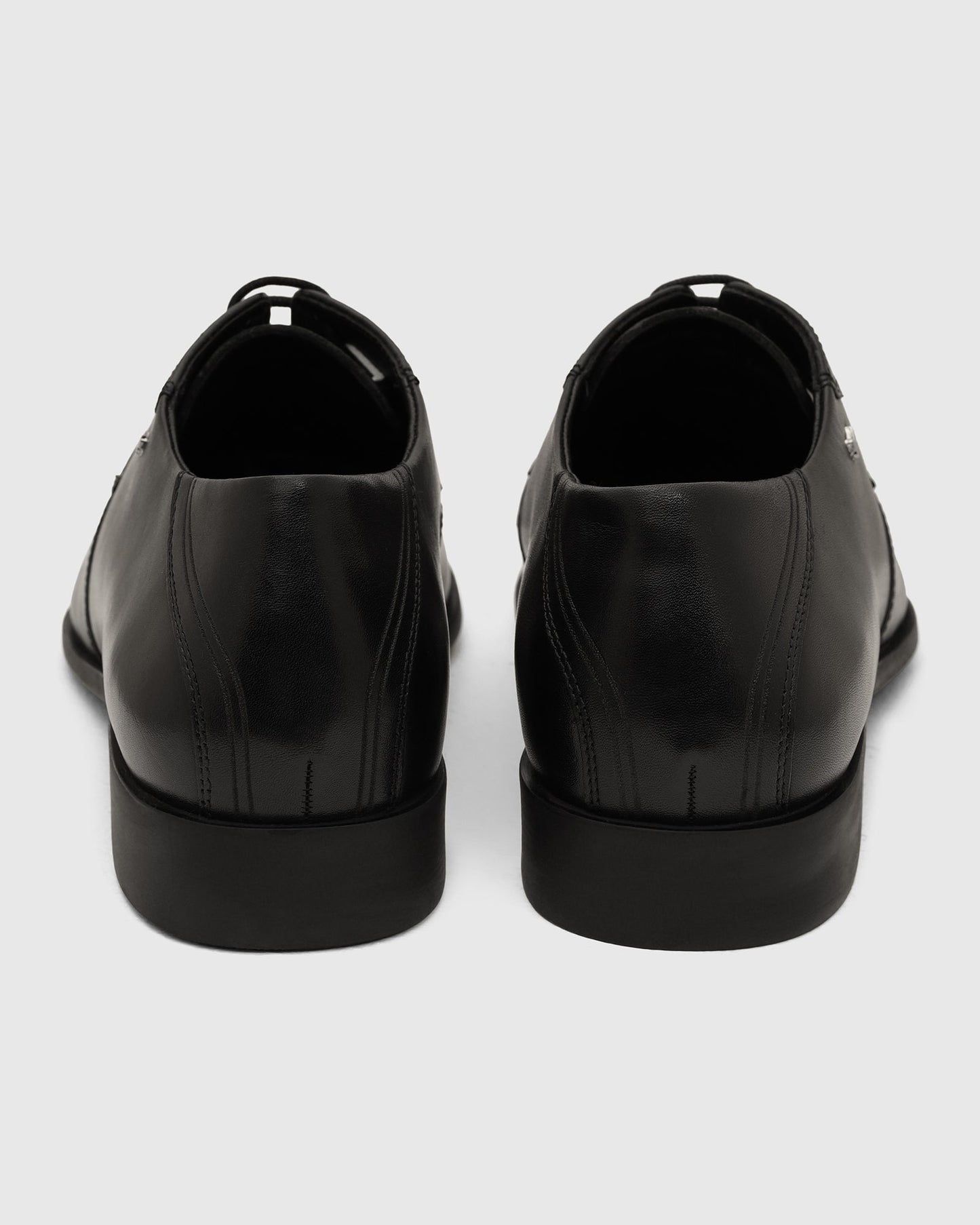 Leather Black Solid Derby Shoes - Varg