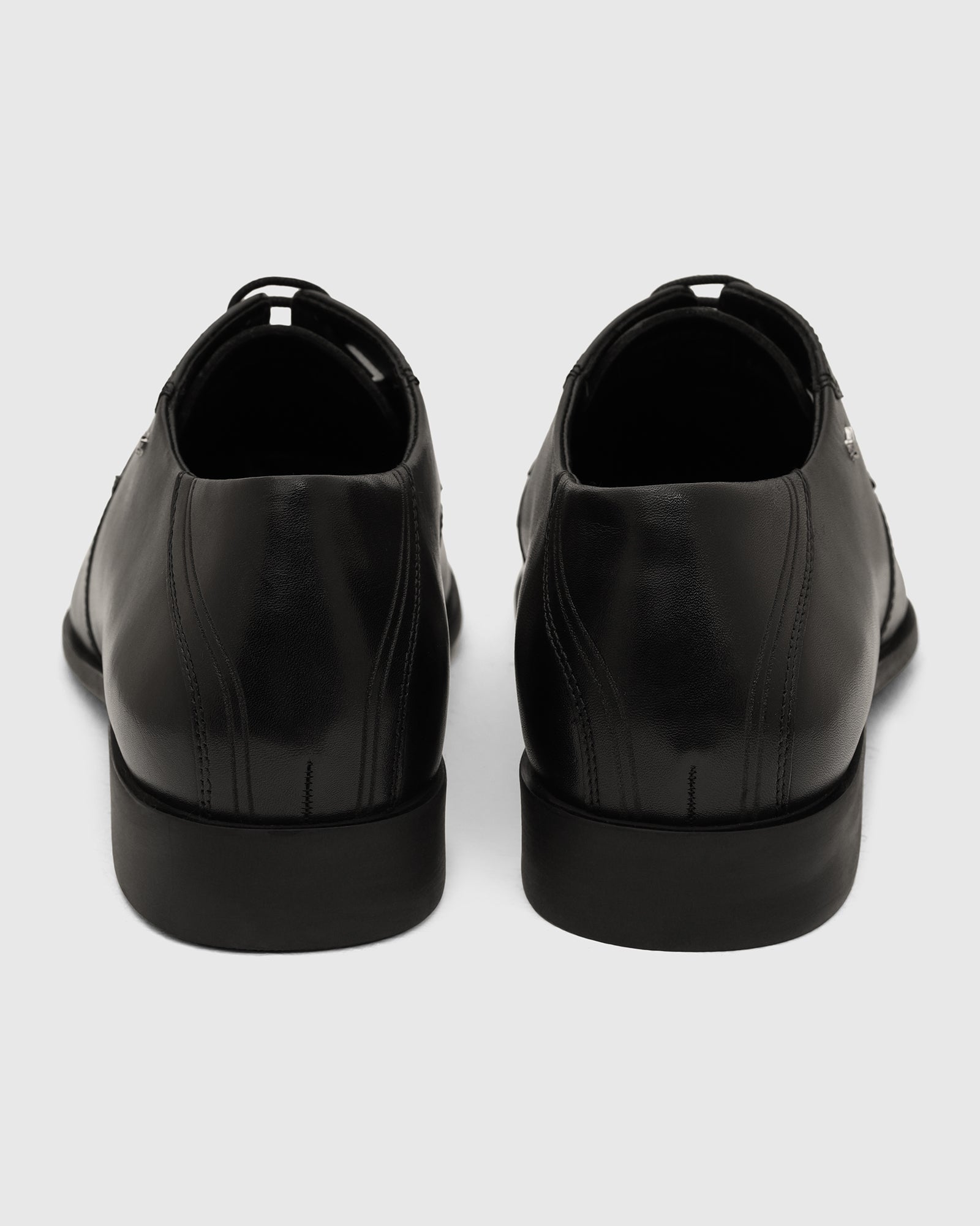 Leather Black Solid Derby Shoes - Varg
