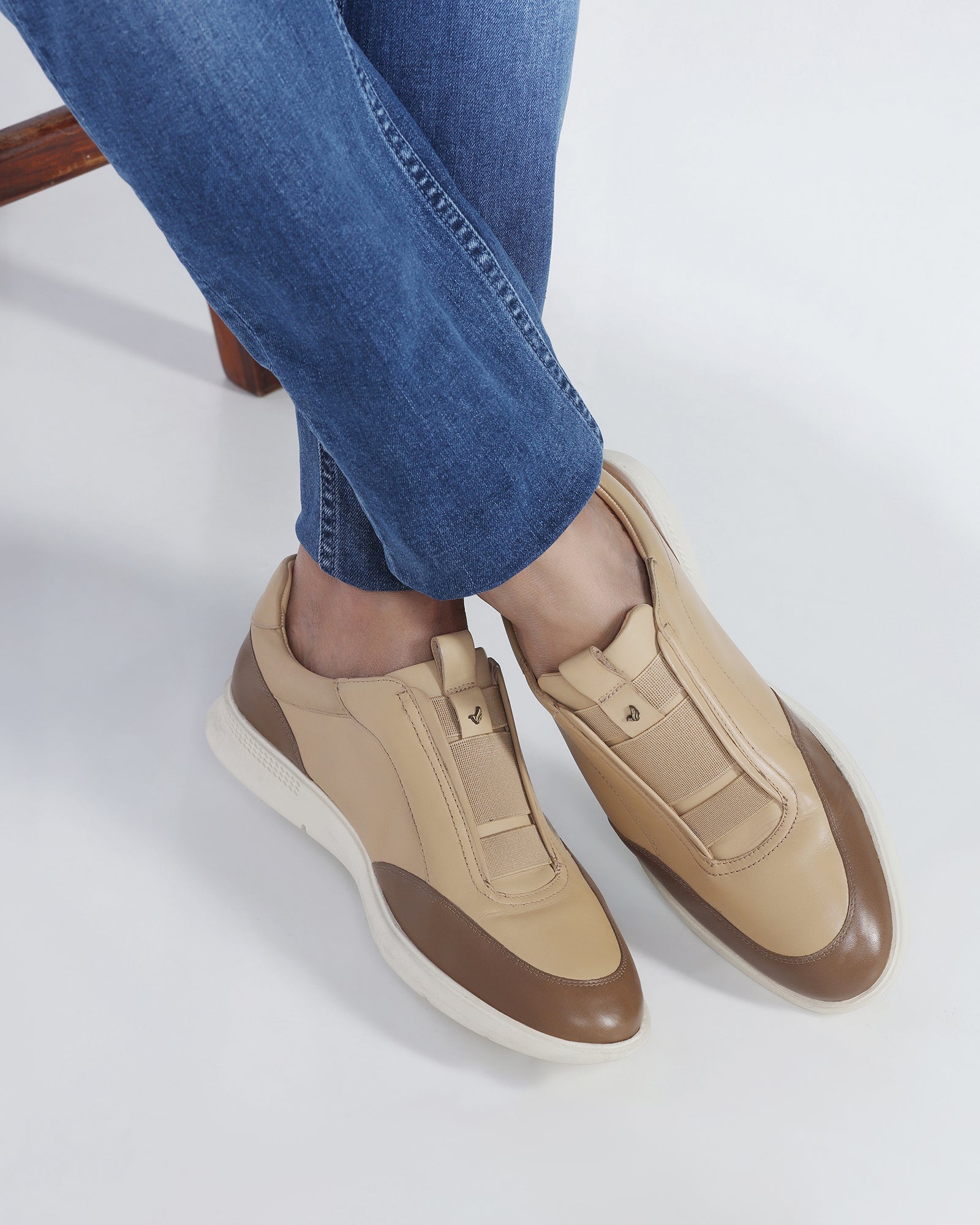 Leather Beige Solid Sneakers - Tummi