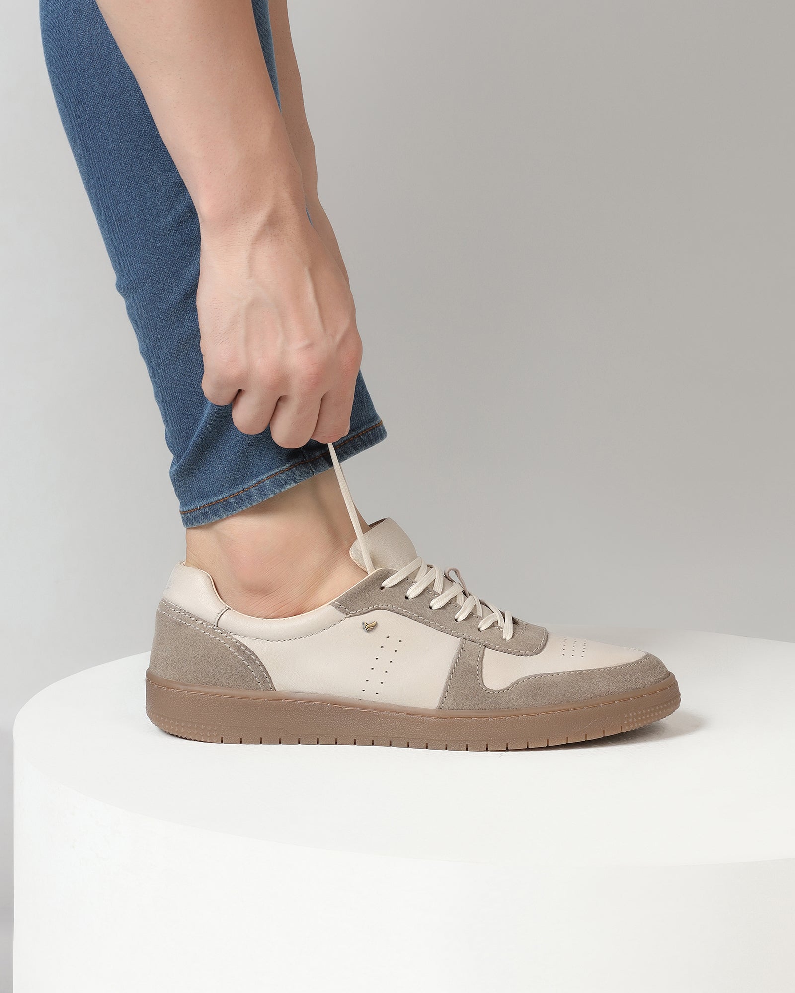 Leather Brown Solid Sneakers - Venice
