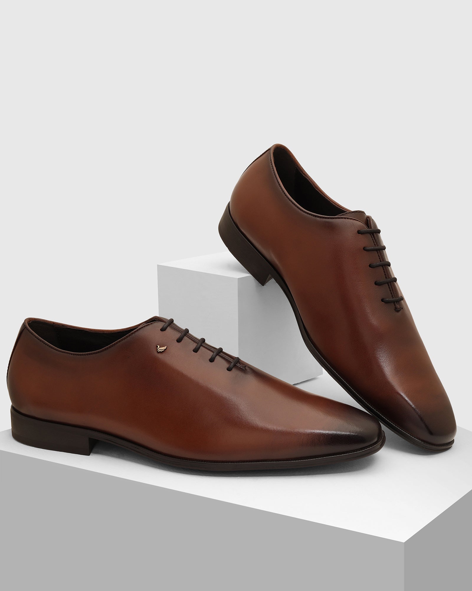 Leather Tan Burgundy Solid Shoes - Von
