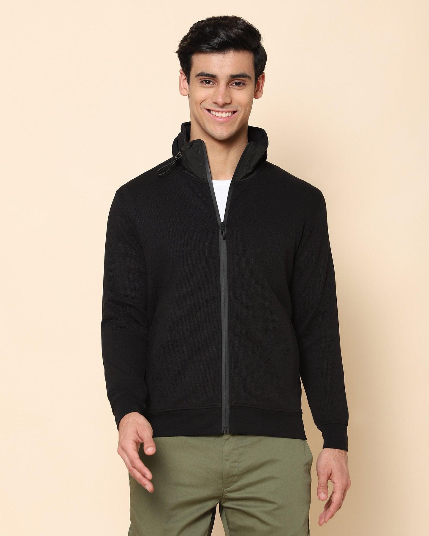 Lich Pattern Stretch Sweat Shirt In Black (Slim Fit)