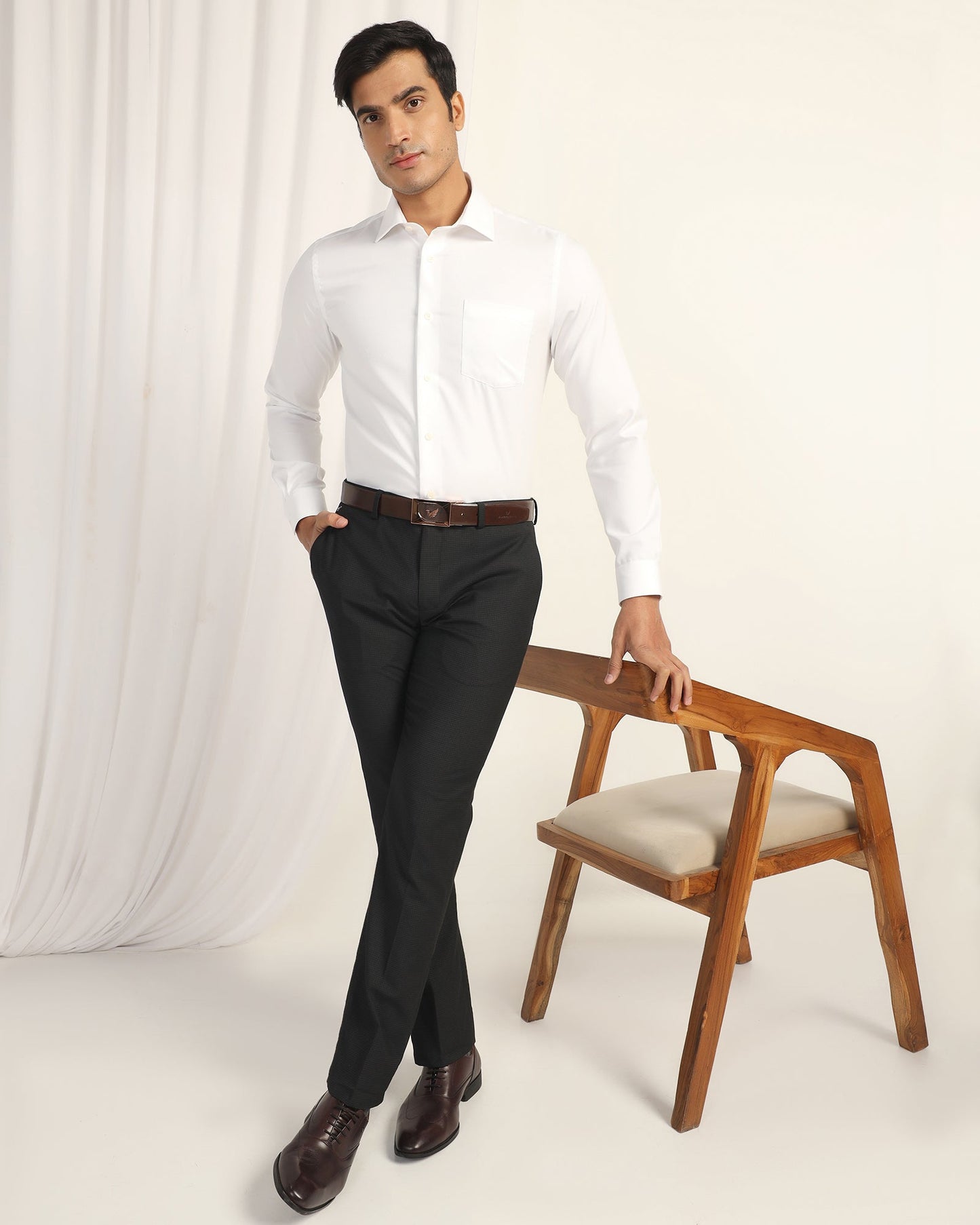 Non Iron Formal White Solid Shirt - P31