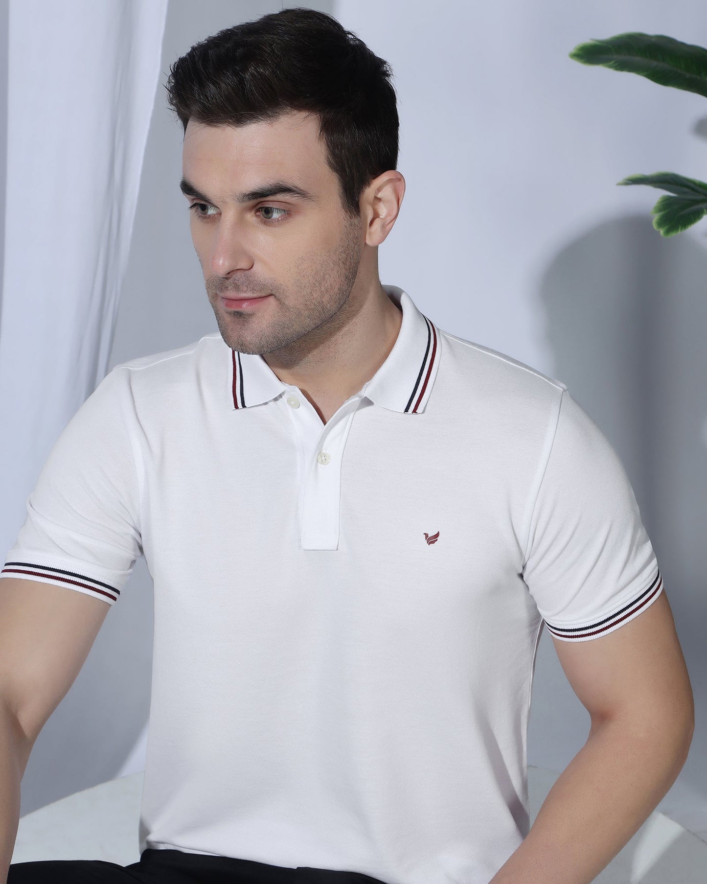 Polo White Solid T-Shirt - Zephyr