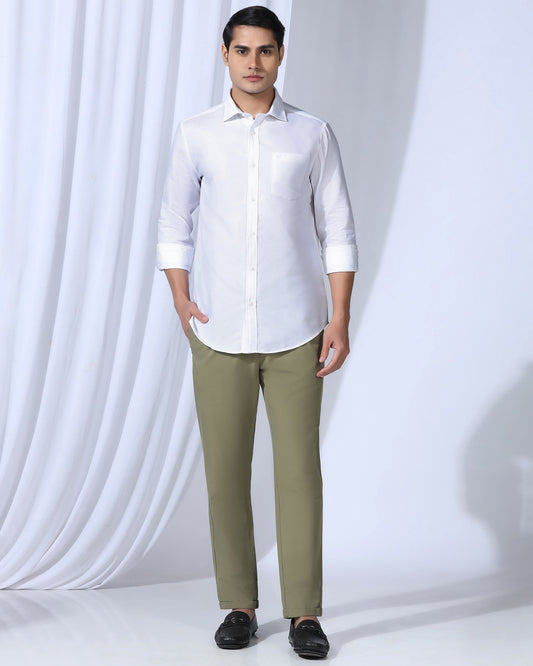 Sneaker Fit Casual Olive Solid Khakis - Ario