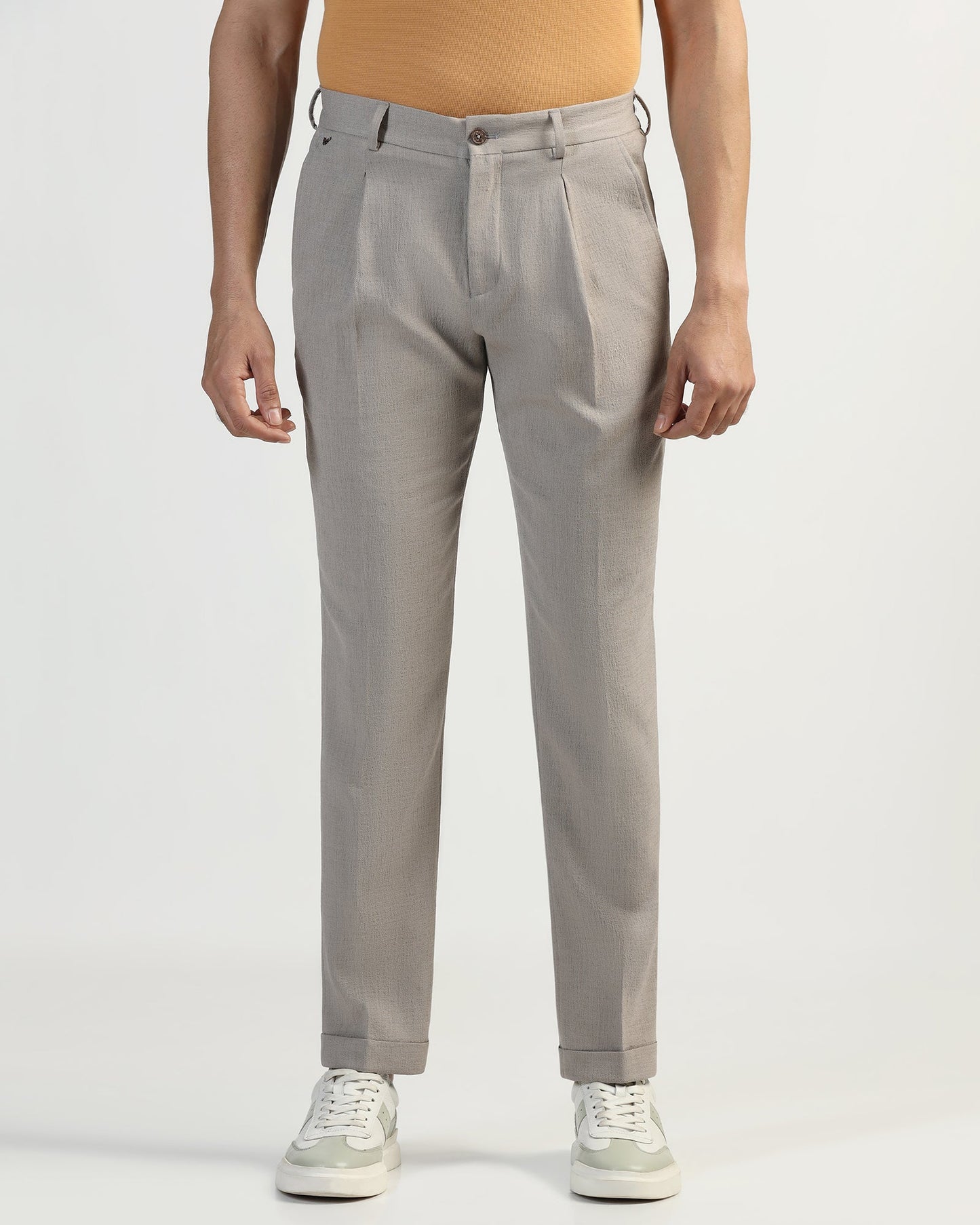 Sneaker Fit Mouse Solid Pant - Icon
