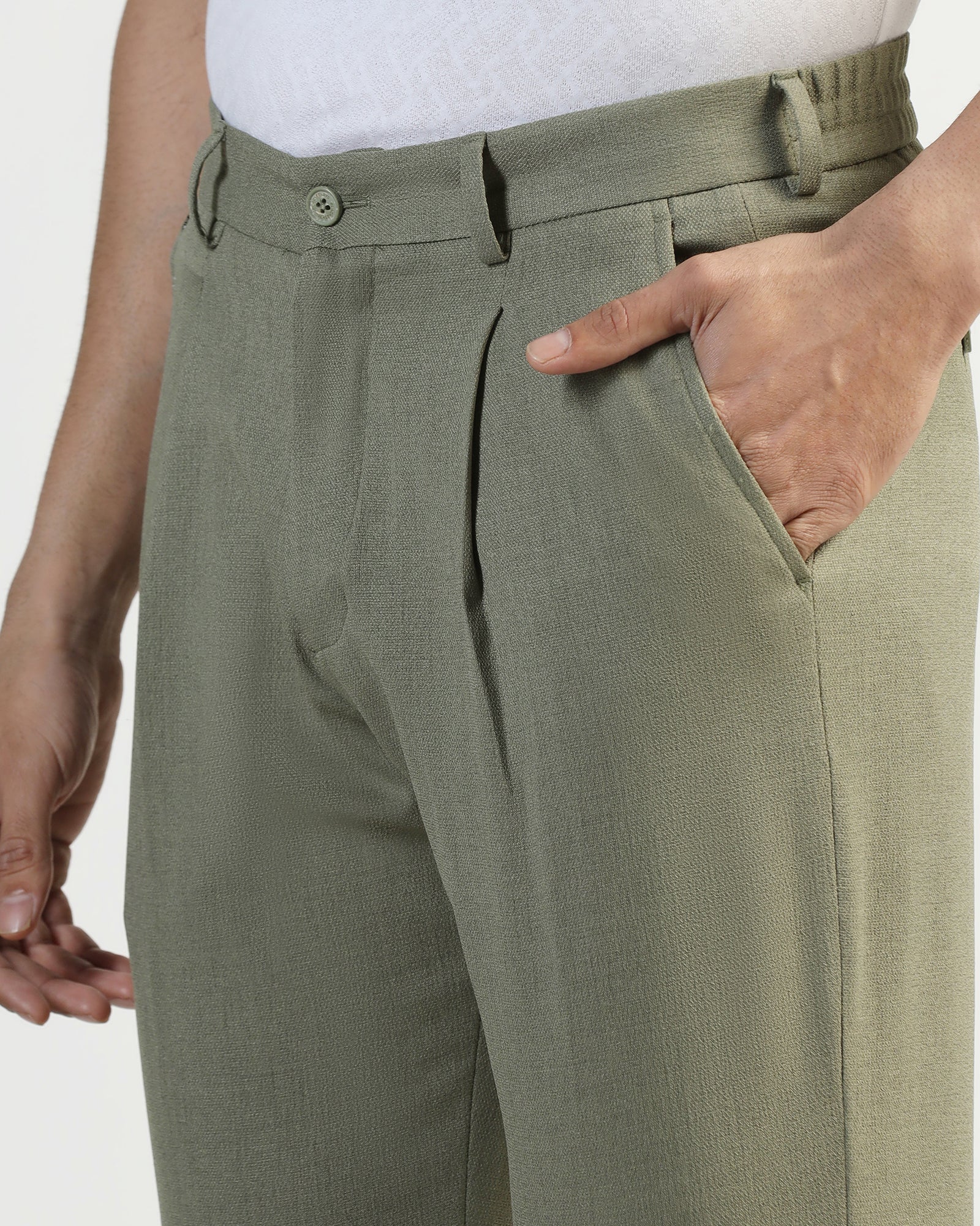 Sneaker Fit Olive Solid Pant - Icon