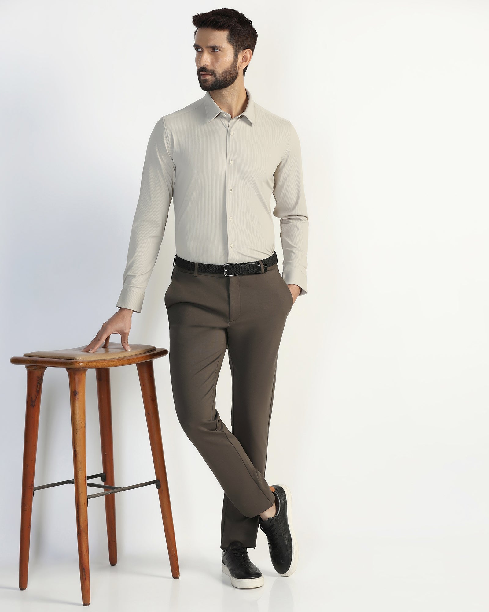 TechPro Slim Fit B-91 Casual Mouse Solid Khakis - Ziea